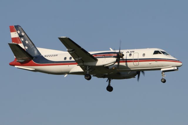 Saab 340 (N202SR) - August 29, 2010 - arrived Washington Reagan