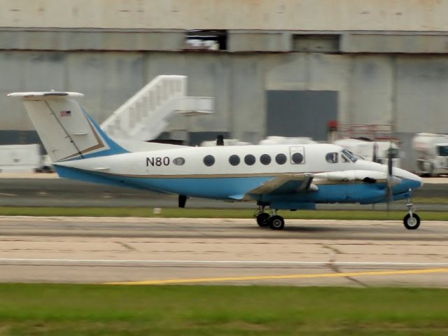 Beechcraft Super King Air 200 (N80)