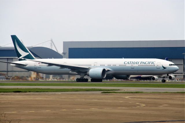 BOEING 777-300ER (B-KPZ)
