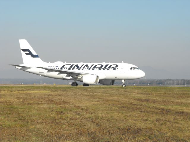 Airbus A320 (OH-LVI)