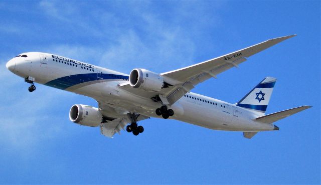 Boeing 787-8 (4X-EDI)
