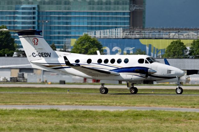 Beechcraft Super King Air 200 (C-GEDV)
