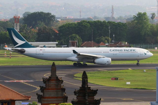 Airbus A330-300 (B-LAA)