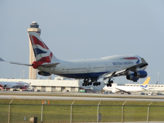 Boeing 747-400 (G-BYGE)