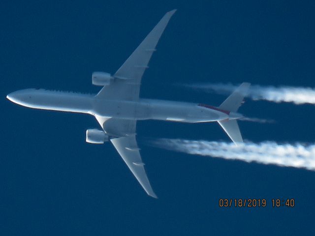 BOEING 777-300ER (N723AN)