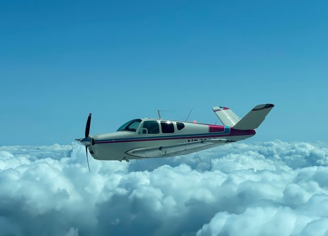 Beechcraft 35 Bonanza (N5465D)
