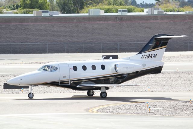 Beechcraft Premier 1 (N19KM)