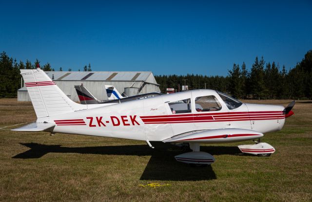 Piper Cherokee (ZK-DEK)