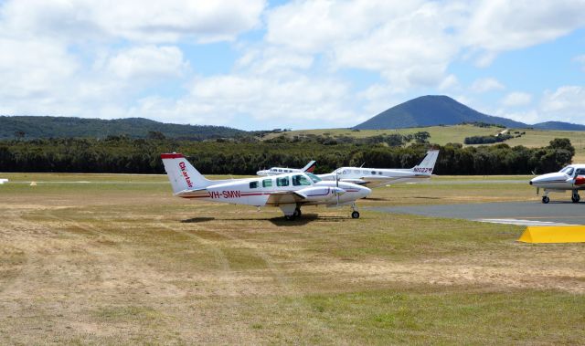 Beechcraft Baron (58) (VH-SMW) - Chartair Baron at Flinders Island, Jan 2018