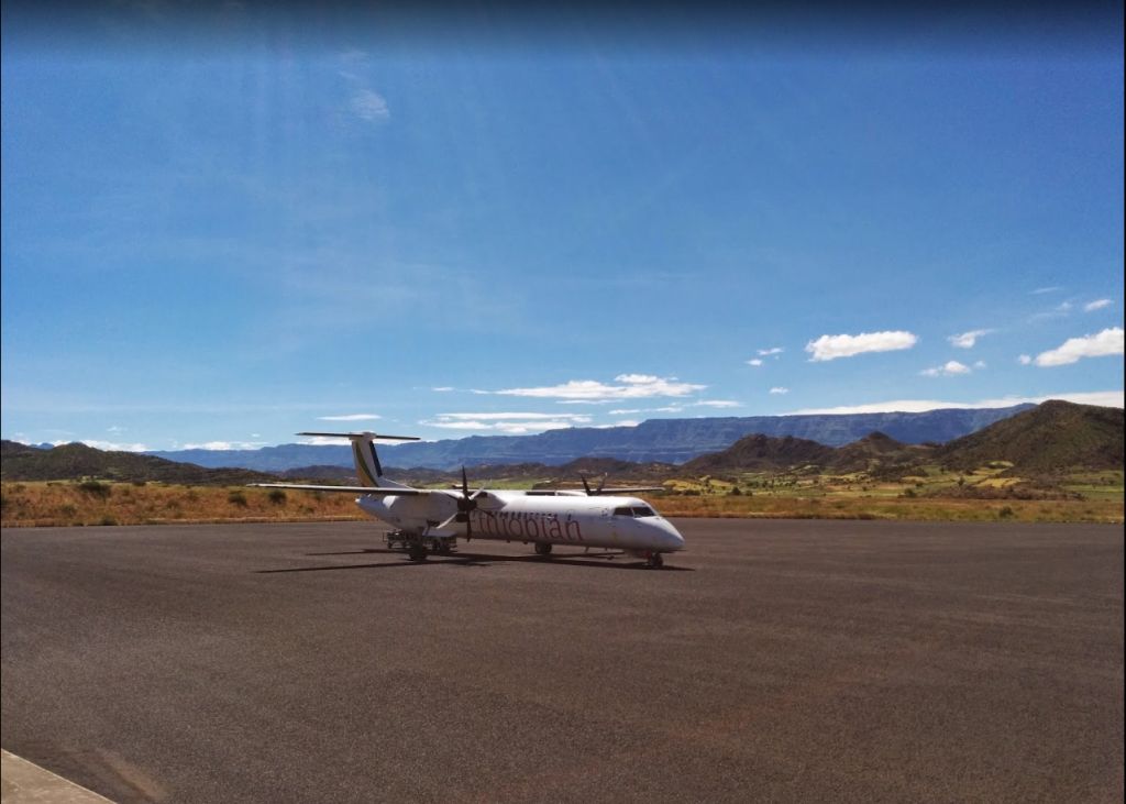 de Havilland Dash 8-400 (ET-ANV) - Upon arrival in the famous city of Lalibela. Love the color combination in this photo!