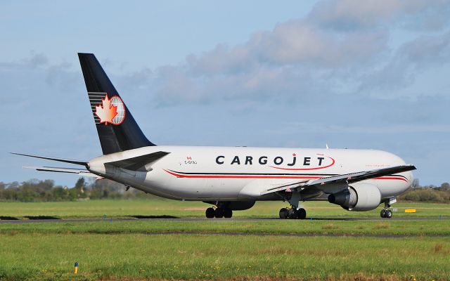 BOEING 767-300 (C-GYAJ) - cargojet b767-3 c-gyaj taxing for dep from shannon 2/4/17.