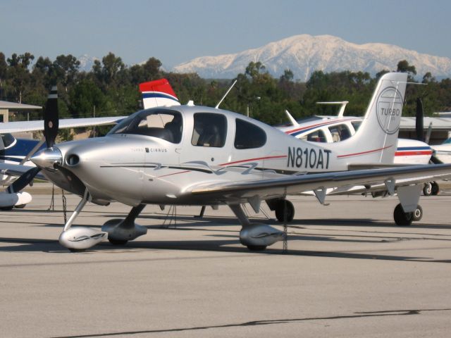 Cirrus SR-22 (N810AT) - Parked at Fullerton