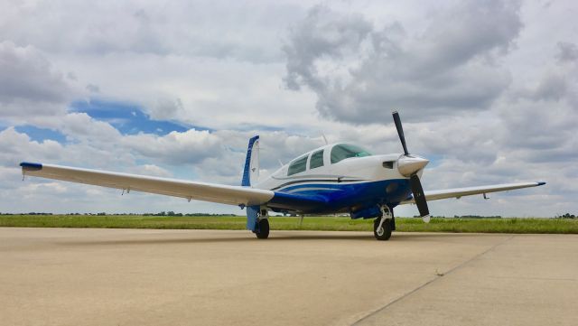 Mooney M-20 (N204DP)