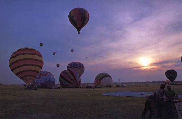 Unknown/Generic Balloon — - scanned from photograph