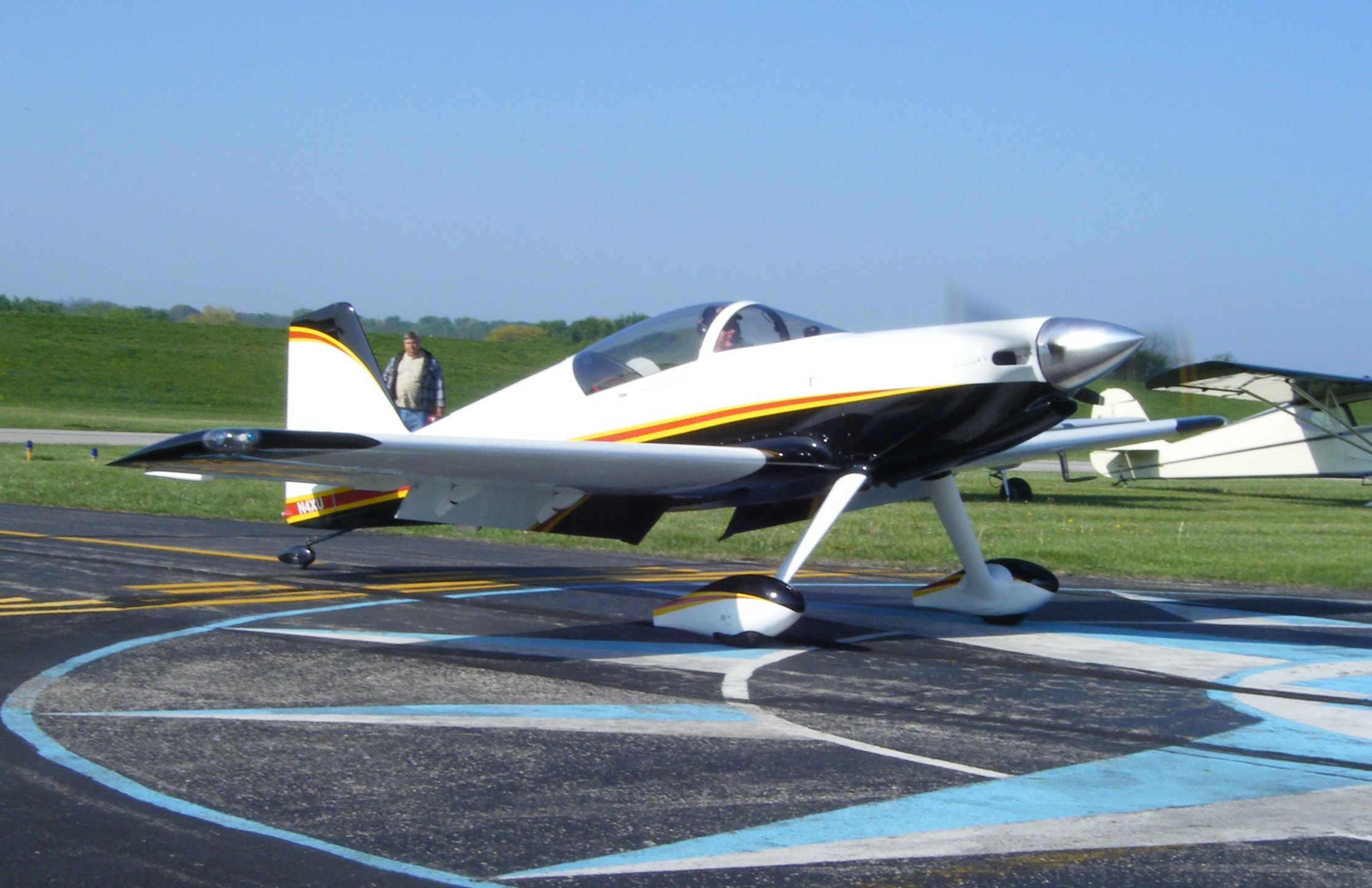 N4XU — - 2006 Siegel F1 EVO @ Moraine Airpark Sunday Funday.
