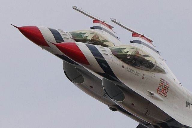 Lockheed F-16 Fighting Falcon — - Closeup of Thunderbird commander and right wing during the diamond pass in review - California Capital Airshow - 07/13/24