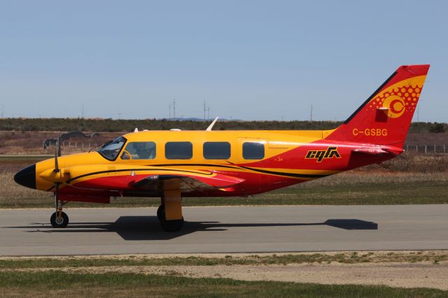 Piper Navajo (C-GSBG) - C.Q.F.A