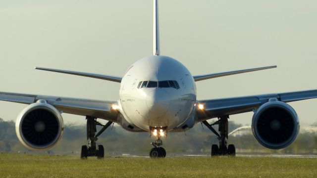 Boeing 777-200 (F-GSPK)