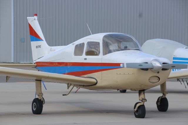 Beechcraft Sundowner (N5679S) - First time seeing an airworthy Musketeer. Quite pretty, but I hear they are underpowered.