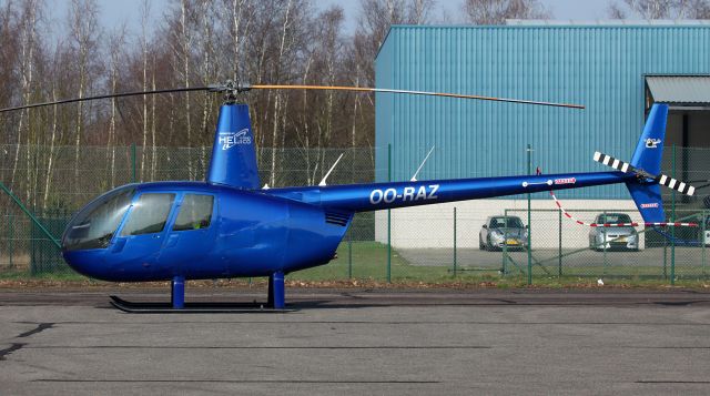 Robinson R-44 (OO-RAZ)