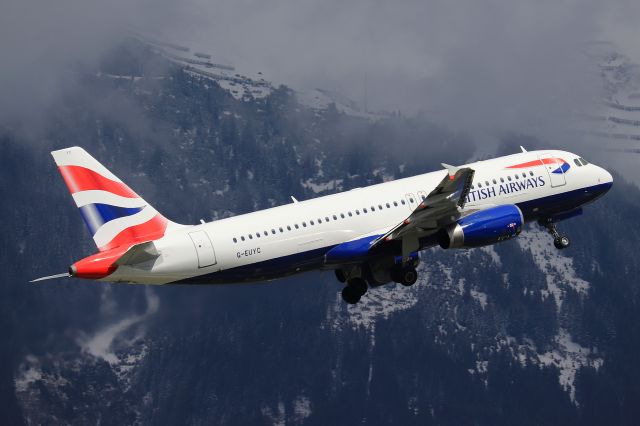 Airbus A320 (G-EUYC)