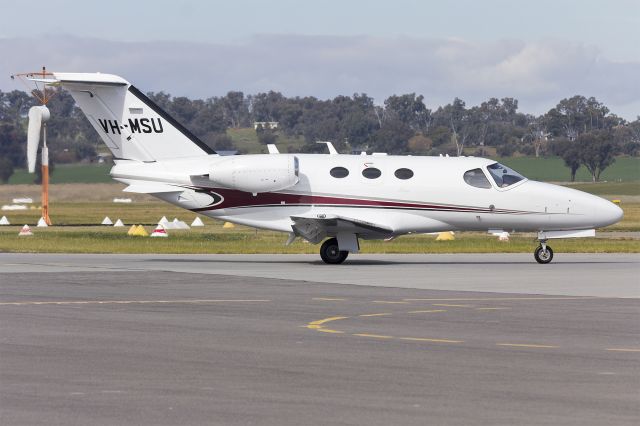 Cessna Citation Mustang (VH-MSU) - Cessna Citation 510 Mustang (VH-MSU) taxiing at Wagga Wagga Airport.