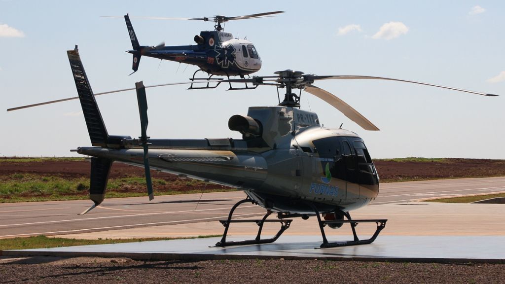 Eurocopter AS-350 AStar (PR-YIT)