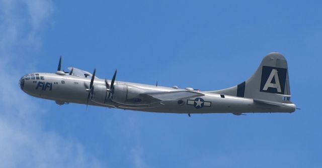 Boeing B-29 Superfortress (N529B) - B29 "Fifi" at the Airpower History Tour at IAG!