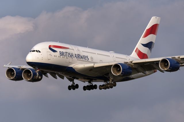 Airbus A380-800 (G-XLEG) - 20th March, 2022: Cargo flight from Frankfurt on short finals to runway 27L at London Heathrow. Apparently these whalejets are being 'warmed up' for crew re-training after the COVID deep freeze. See http://www.planexplorer.net/Xploregallery/displayimage.php?pid=1858