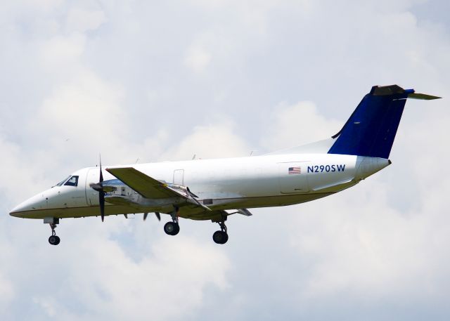 Embraer EMB-120 Brasilia (N290SW) - At Shreveport Regional.