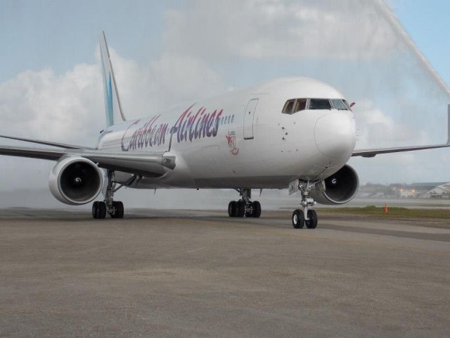 BOEING 767-300 (9Y-LGW)