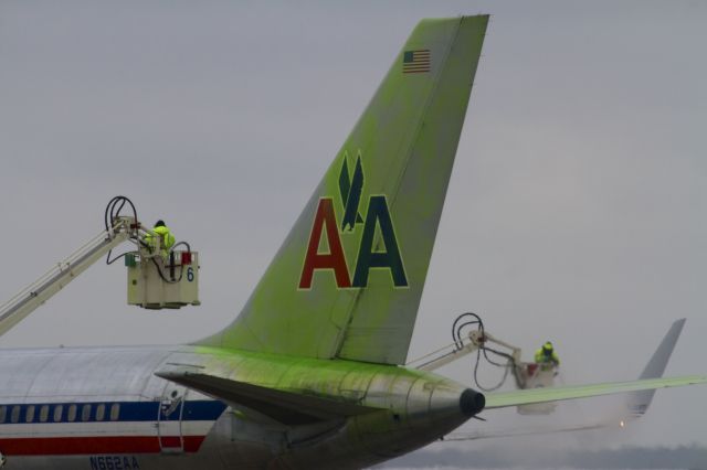 Boeing 777 (N662AA) - Bringing out the heavy fluid for deicing operations 