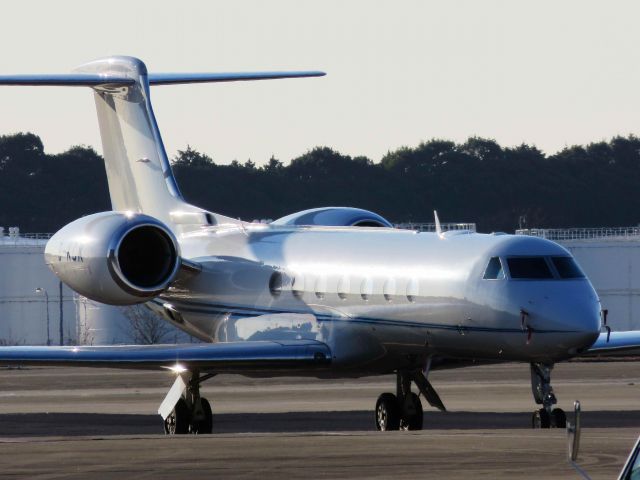 Gulfstream Aerospace Gulfstream V (B-KCK) - I take a picture on Dec 25, 2016.br /Surprisingly, the picture which can confirm the registration was being taken in the afternoon. The beautiful blue striped color taste isnt felt, but....