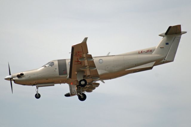 Pilatus PC-12 (LX-JFH)