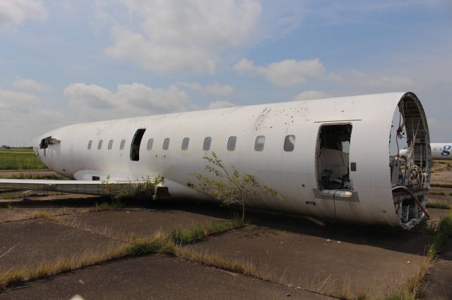 Canadair Regional Jet CRJ-200 (N27318) - Go! Mokulele operated by Mesa. Stored since 2014.