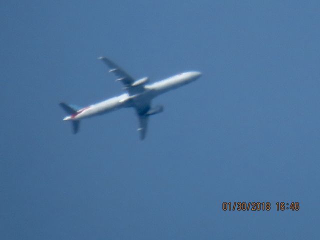 Airbus A321 (N538UW)