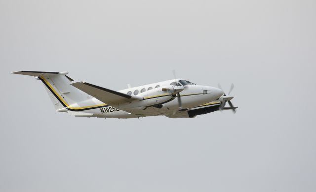 Beechcraft Super King Air 200 (N1925L)