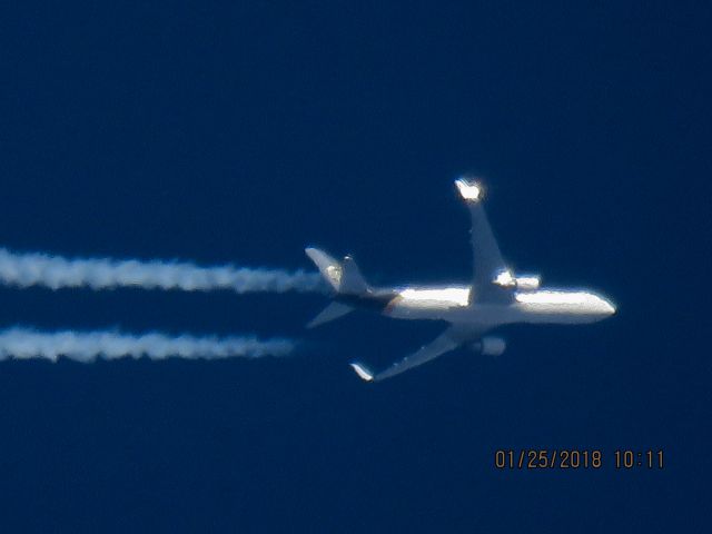 BOEING 767-300 (N309UP)