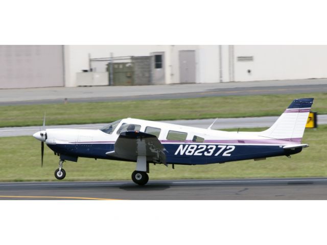 Piper Saratoga (N82372) - Perfect landing RW34 undeer crosswind conditions.