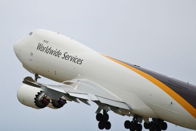 BOEING 747-8 (N612UP)