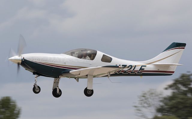 Lancair Legacy 2000 (N72LE)