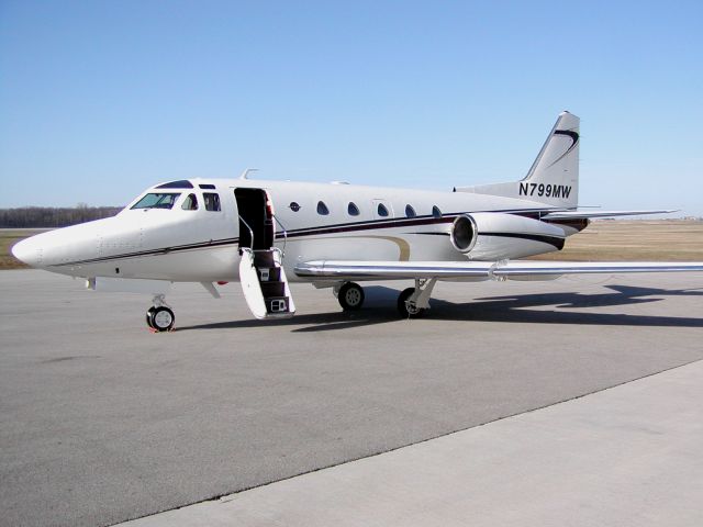 North American Sabreliner (N799MW)