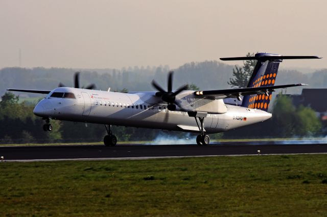 de Havilland Dash 8-400 (D-ADHD)