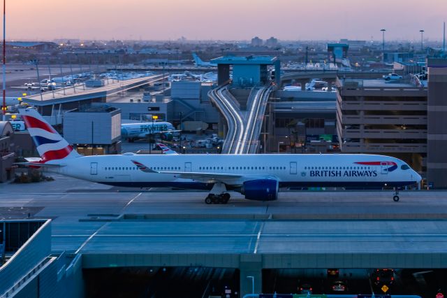 Airbus A350-1000 (G-XWBC) - A British Airways A350-1000 taxiing at PHX on 2/12/23 during the Super Bowl rush. Taken with a Canon R7 and Canon EF 100-400 II L lens.