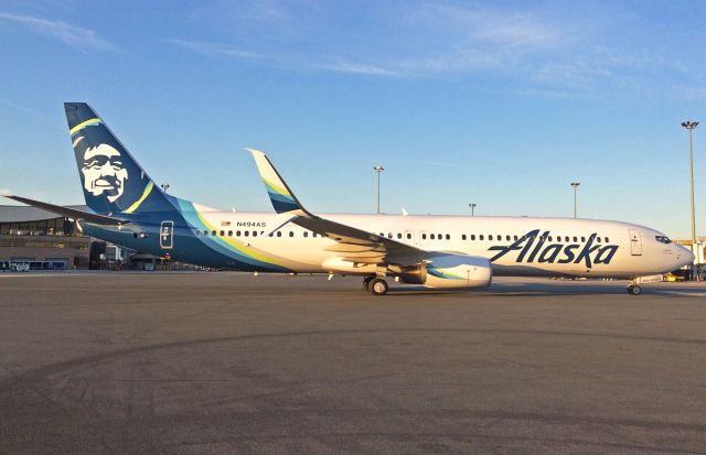 Boeing 737-900 (N494AS) - Close Up of the first new re-branded Alaska Airlines 737-990ER (N494AS, MSN 41729/LN 5768) @ KBOS Logan Airport Boston,Ma 02128