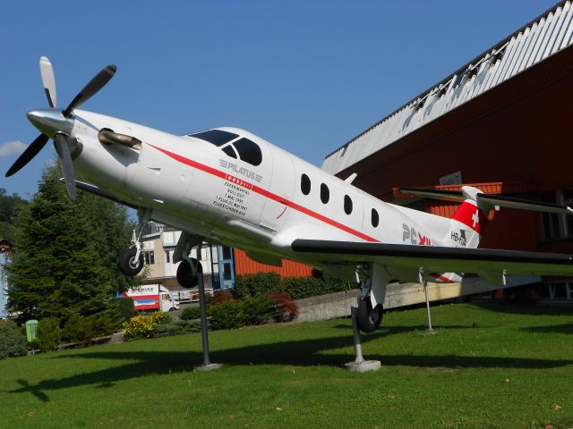 — — - Pilatus PC-12 Nr. 1 (Number one)