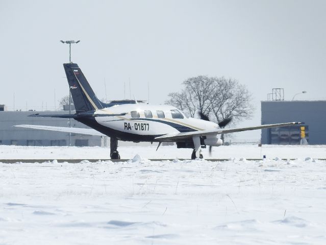 Piper Malibu Mirage (RA-01877) - Spotting EPLB