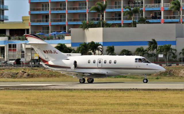 Hawker 800 (SJJ918)