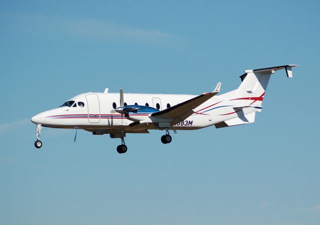 Beechcraft 1900 (N1883M)