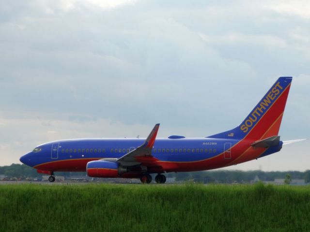 Boeing 737-700 (N483WN)